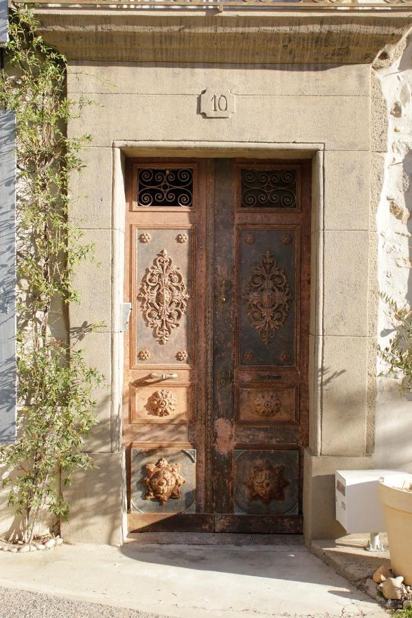 L'Oiseau Bleu Rollier Bed & Breakfast Roubia Exterior foto
