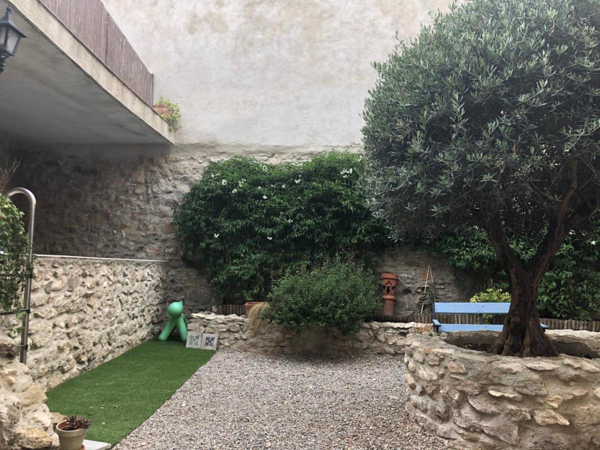 L'Oiseau Bleu Rollier Bed & Breakfast Roubia Exterior foto
