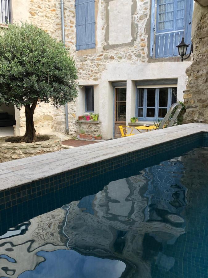 L'Oiseau Bleu Rollier Bed & Breakfast Roubia Exterior foto