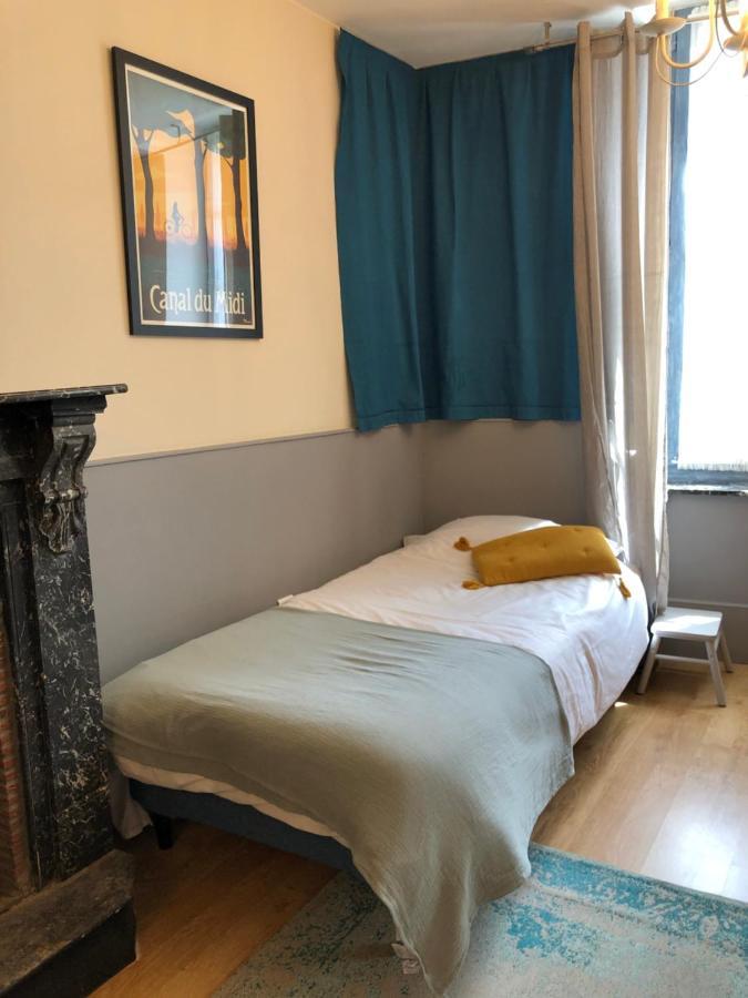 L'Oiseau Bleu Rollier Bed & Breakfast Roubia Exterior foto