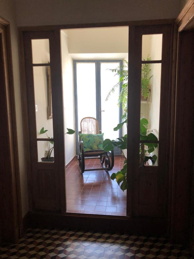 L'Oiseau Bleu Rollier Bed & Breakfast Roubia Exterior foto