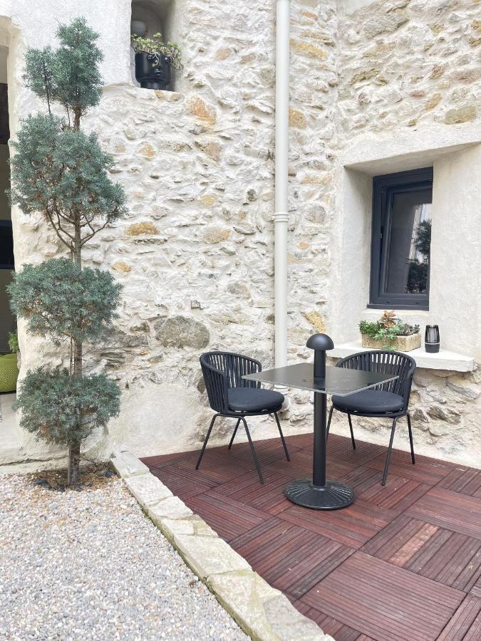 L'Oiseau Bleu Rollier Bed & Breakfast Roubia Exterior foto