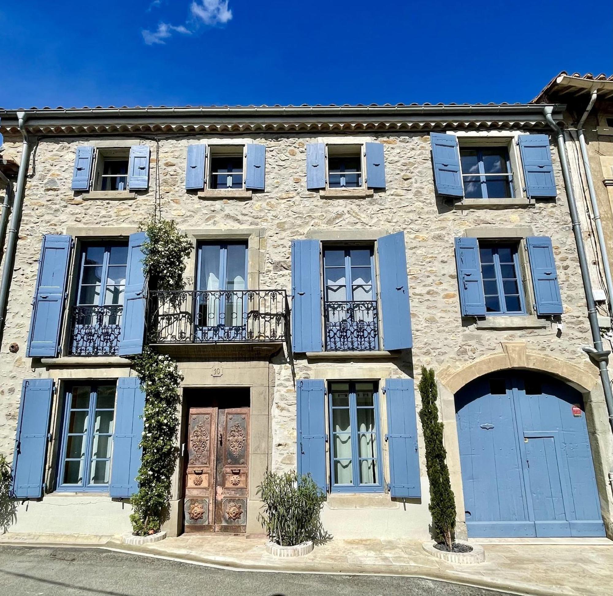 L'Oiseau Bleu Rollier Bed & Breakfast Roubia Exterior foto